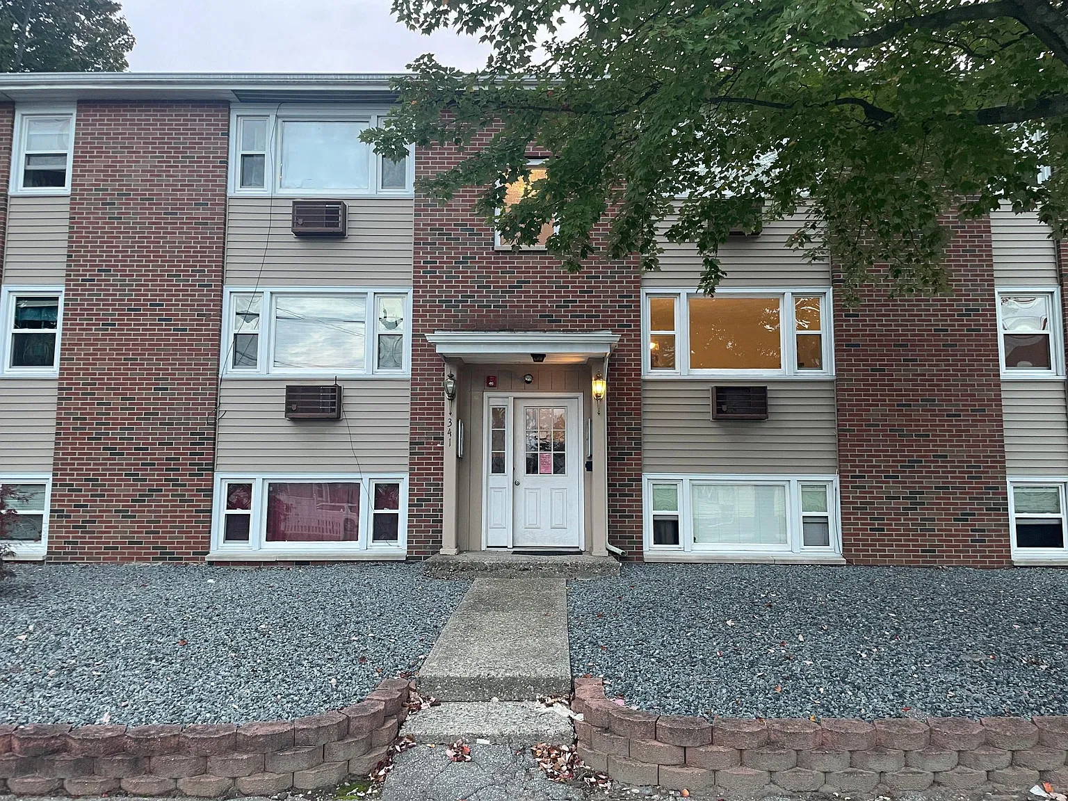 2 bed, $1,500 — Photo 1