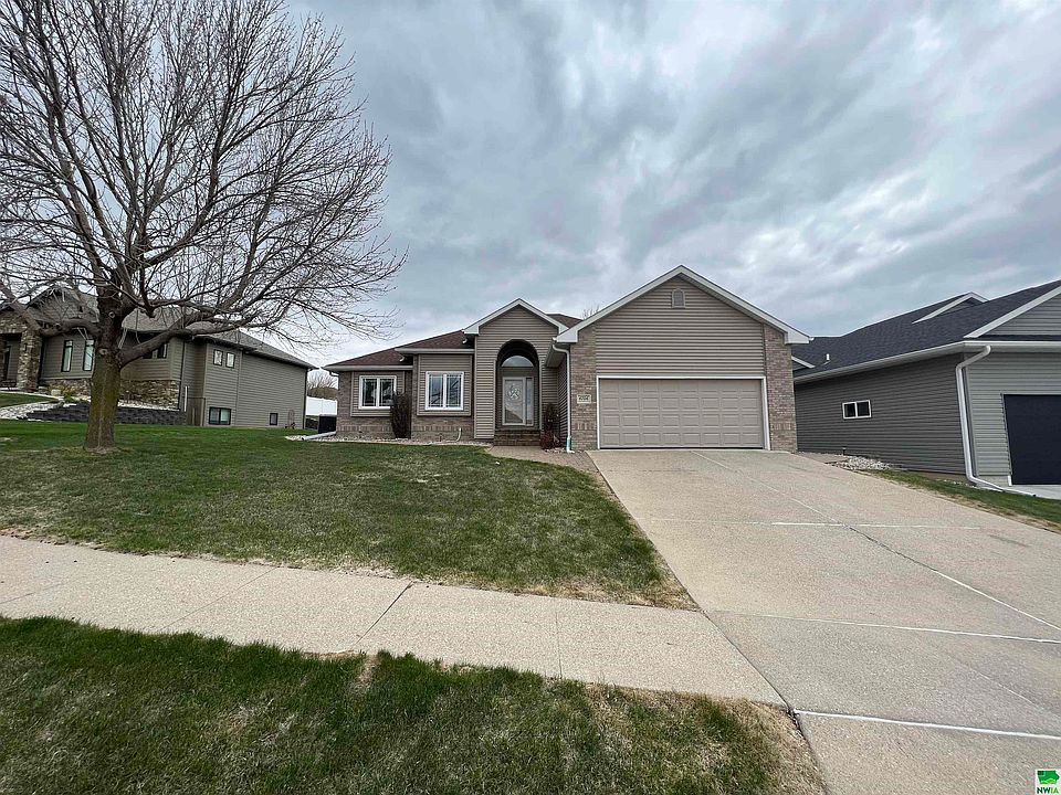 1st image of 4706 Meadowlark Ln