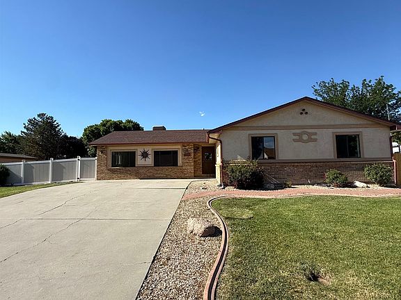 2nd image of 3086 Bookcliff Ave