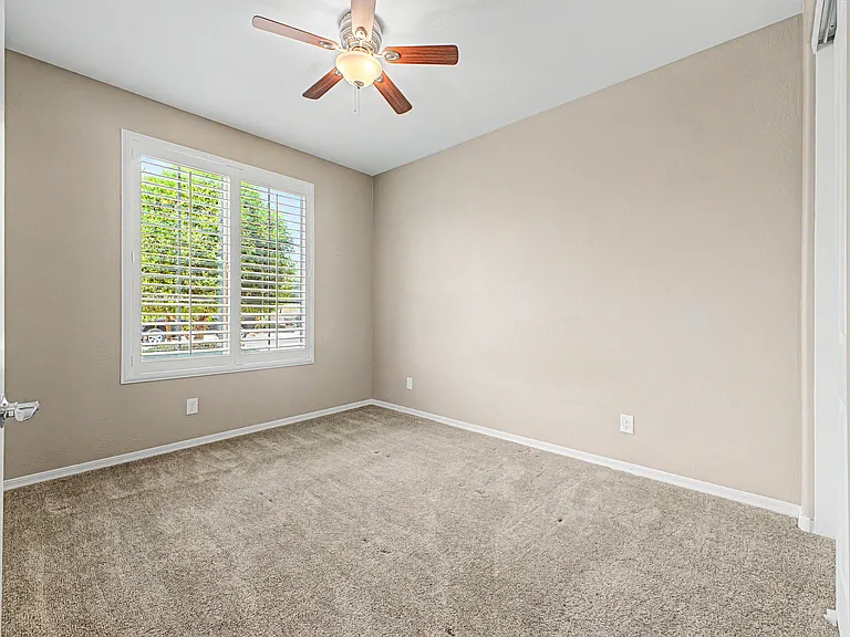 2539 W Rabjohn Rd — Photo 35