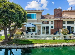 7841 Seabreeze Dr, Huntington Beach, CA 92648