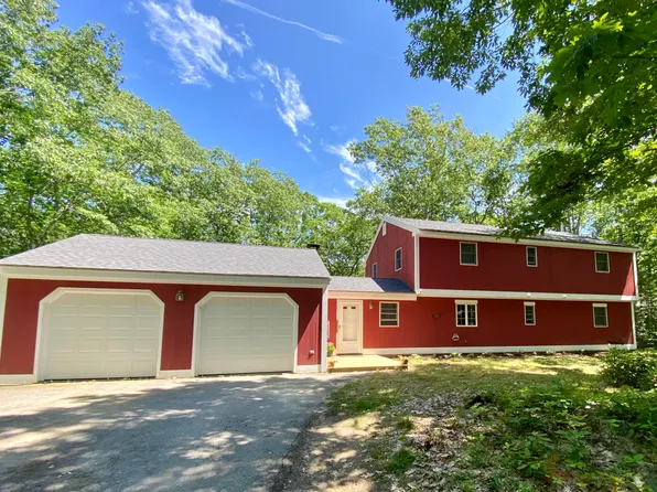 225 Academy Hill Road, Newcastle, ME 04553