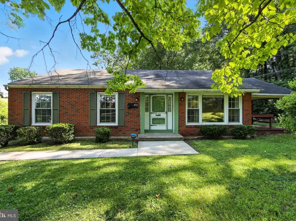 812 Mennonite Rd, Royersford, PA 19468