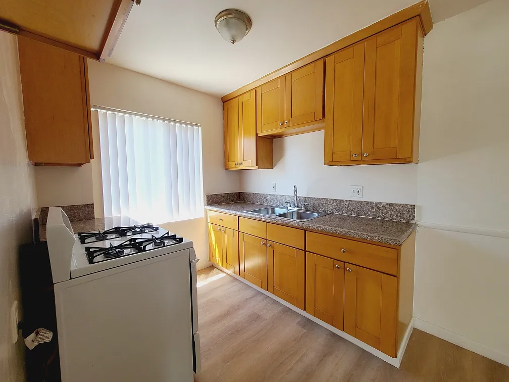 Building Photo - 161 S Occidental Blvd #19