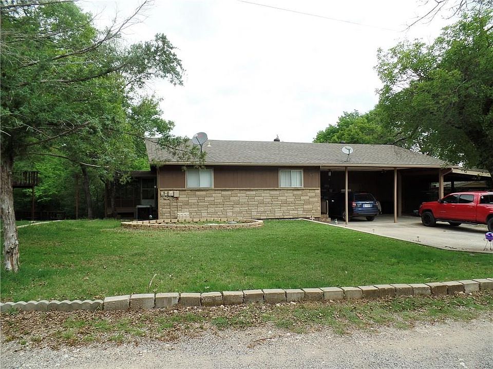 1st image of 65 Spanish Oak Ln