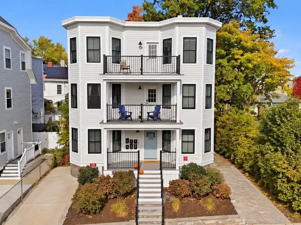 138 Centre St #6, Boston, MA 02124