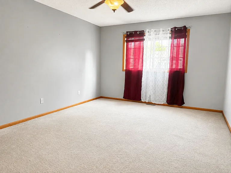 13849 Hyacinth Dr — Photo 7