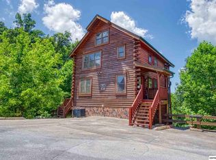 2865 White Oak Ridge Ln, Sevierville, TN 37862