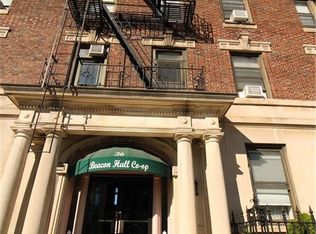 36 Echo Ave APT 3A, New Rochelle, NY 10801