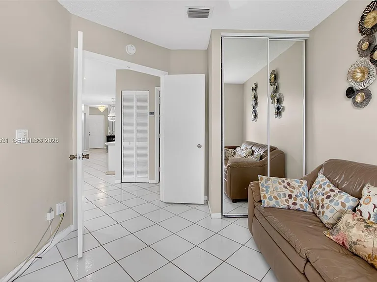 5133 Brisata Cir #L — Photo 81
