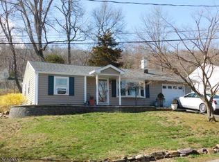 10 Dahlen Dr, Denville, NJ 07834