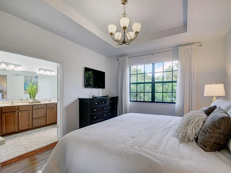 10342 Wellington Parc Dr — Photo 17