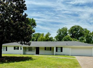 105 Lillie Dr, Greenville, MS 38701
