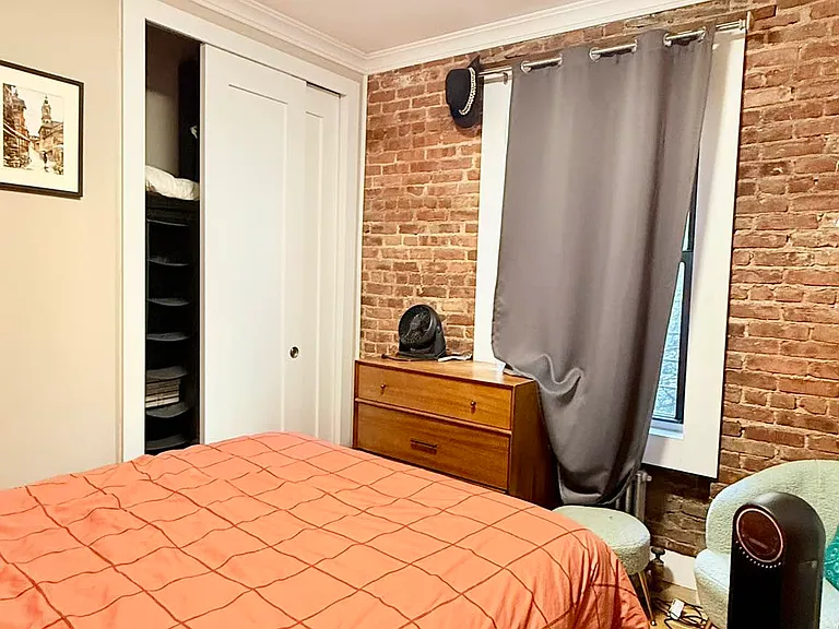 21-58 35th St #3B — Photo 8