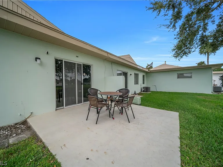 730 Joel Blvd — Photo 15