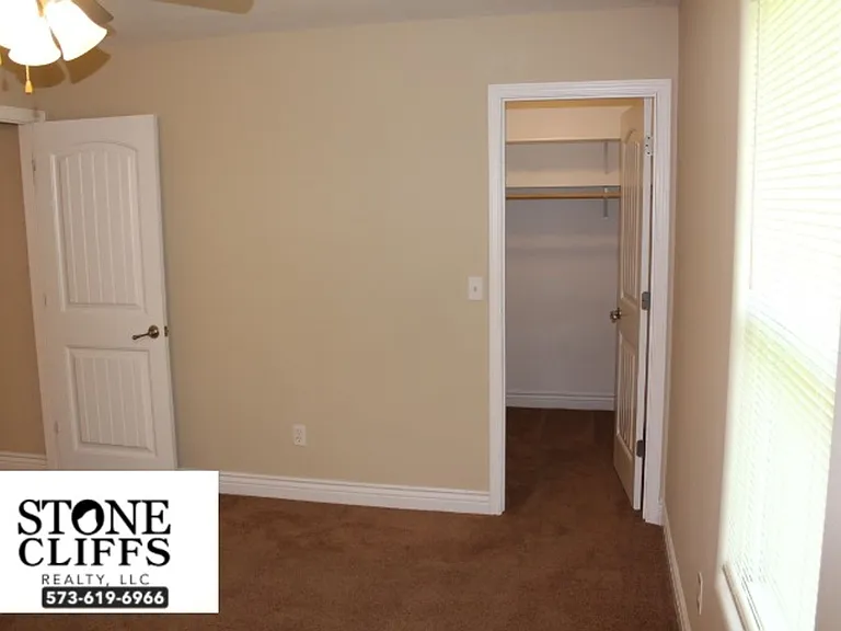 231 Rylee Cir — Photo 24