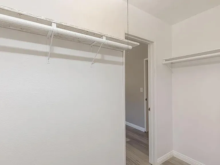 1032 Fern Ave — Photo 10