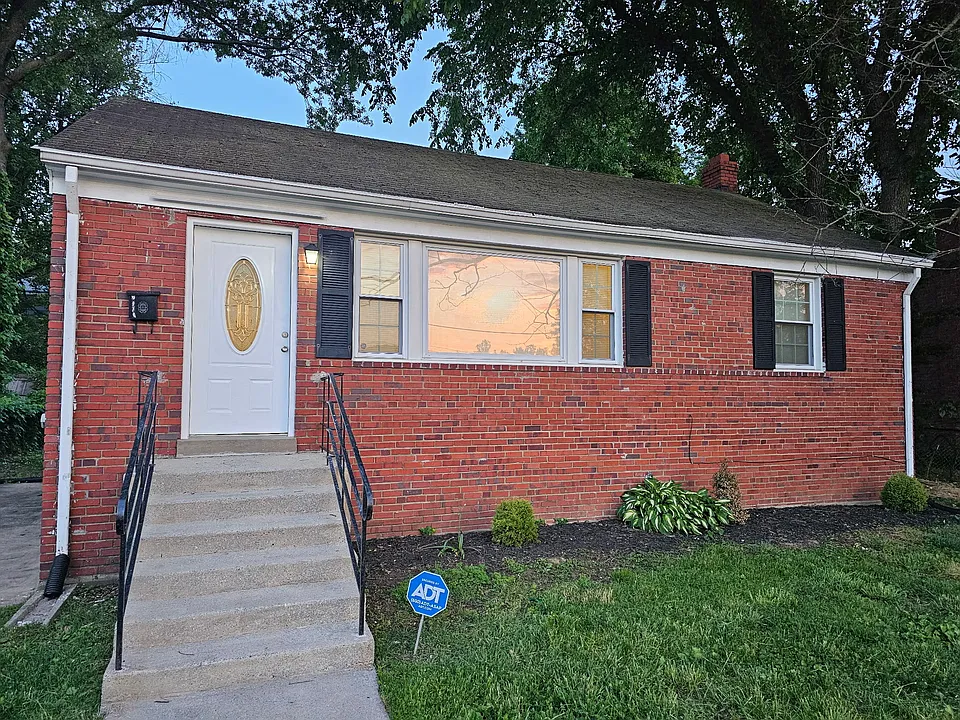 2305 Oxon Run Dr