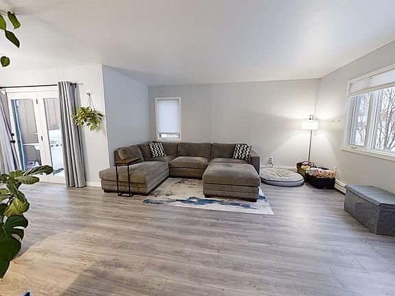 3rd image of 103 Trinidad Dr