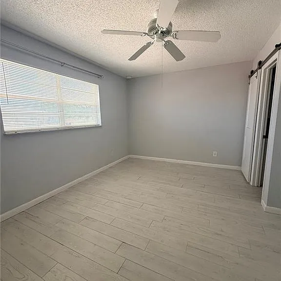 2124 SE Edler Dr — Photo 10