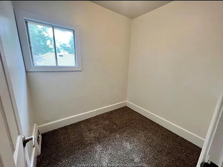 3458 Harris St — Photo 14