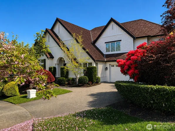 35204 Augusta Place SE, Snoqualmie, WA 98065