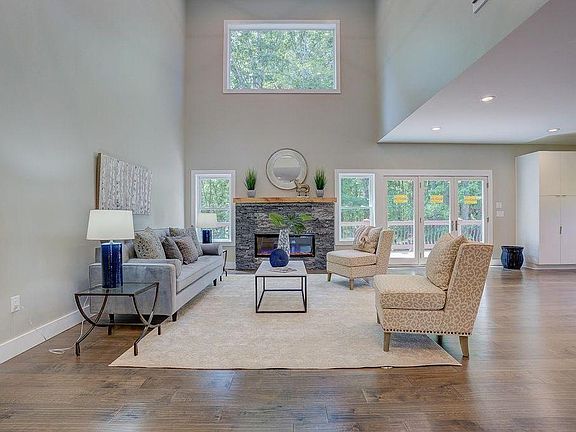 5th image of 50A Shelter Cove Dr