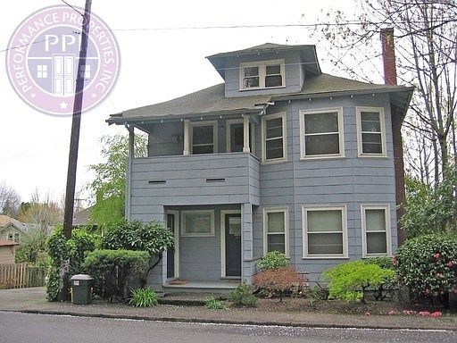 1st image of 2430 & 2432 SE Morrison St #2432