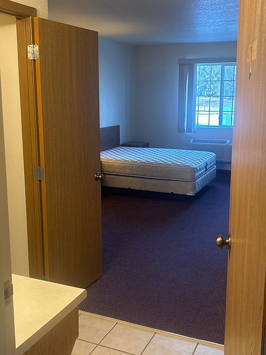 1st image of 301 E Nokomis St #11326689