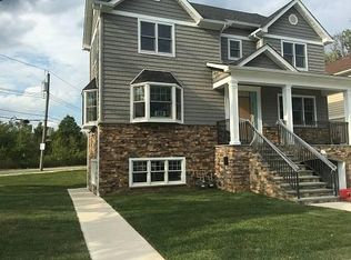 193 Pleasant Plains Ave, Staten Island, NY 10309