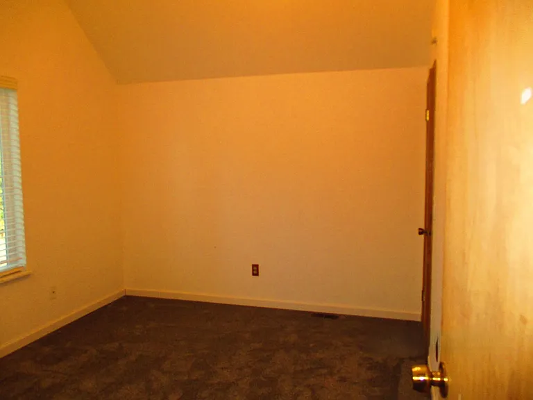 33124 E Lake Holm Dr SE — Photo 16