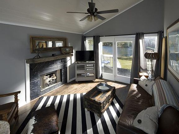 3rd image of 56 Chalet Ln