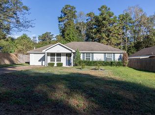 11079 Royal Forest Dr, Conroe, TX 77303