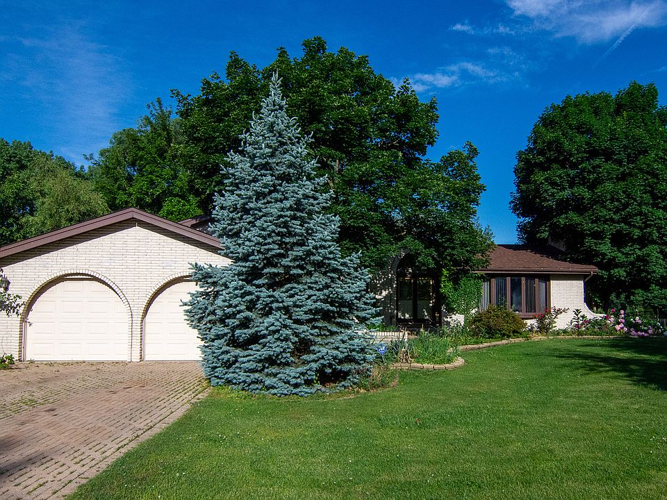 1st image of 8408 Lakeside Dr