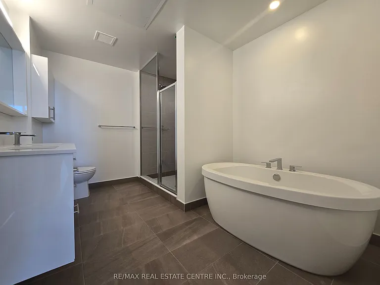 9751 Markham Rd #Penthouse 06 — Photo 22