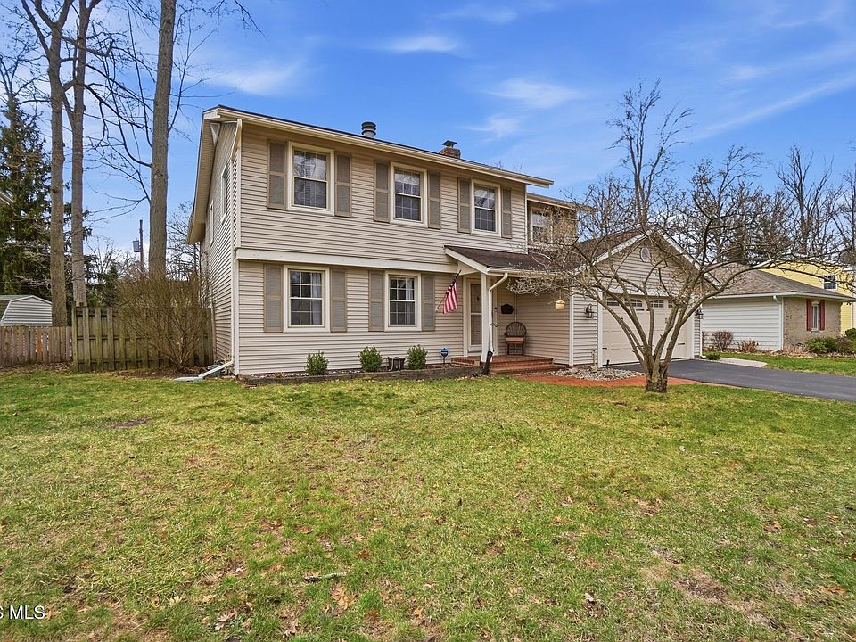 1st image of 6853 S Fredericksburg Dr