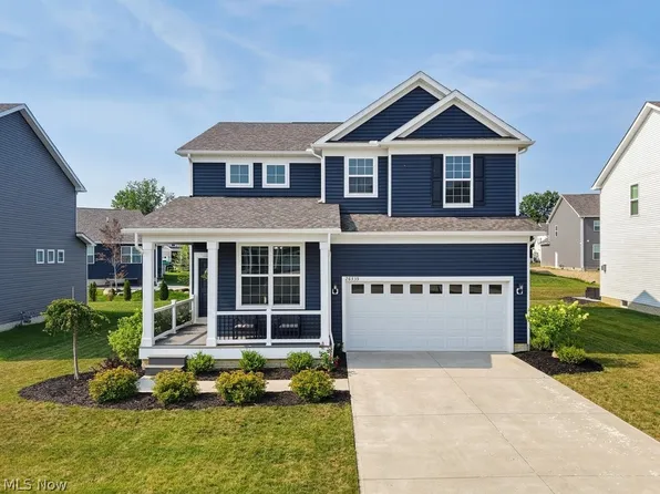 26335 Grandview Dr, Olmsted Falls, OH 44138