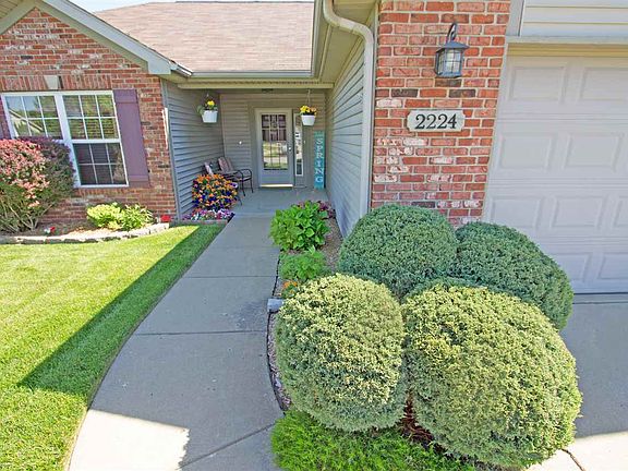 2nd image of 2224 Drexel Dr