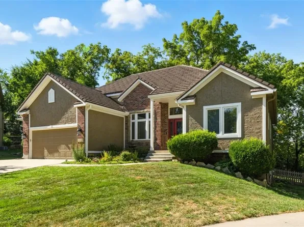 15035 W 128th St, Olathe, KS 66062
