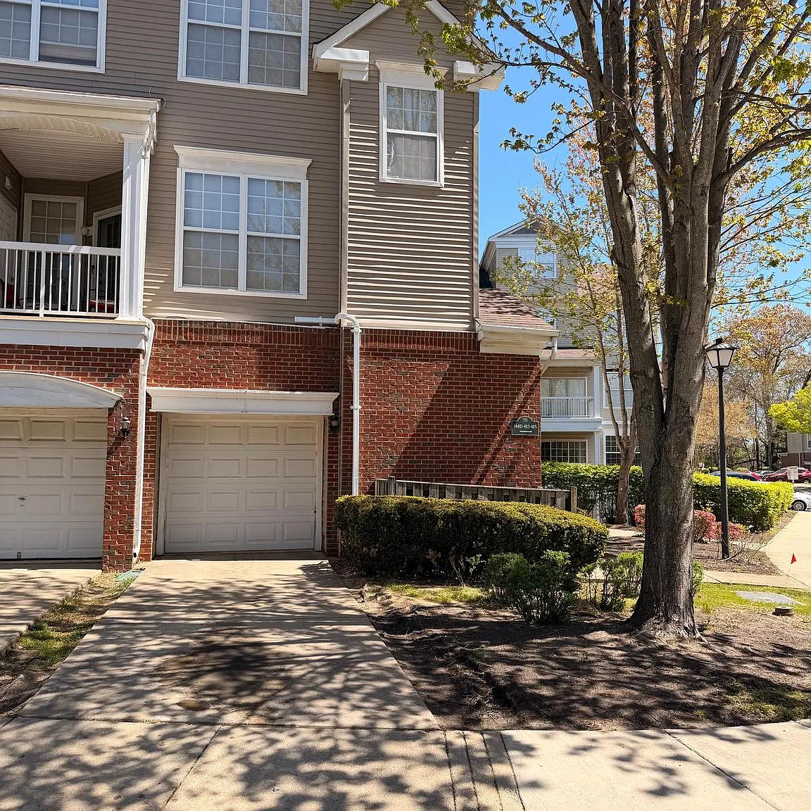 2 bed, 2.0 bath, 1270 sqft, $2,600 — Photo 2