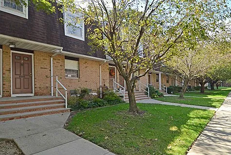 Woodmere at Hamilton Apartments