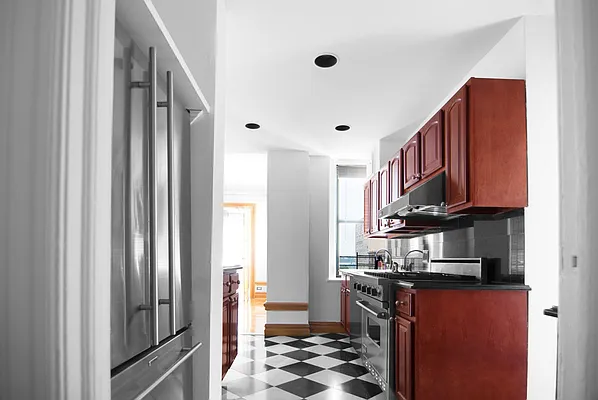 Rented by WAM Partners - William Moses Co. | media 64