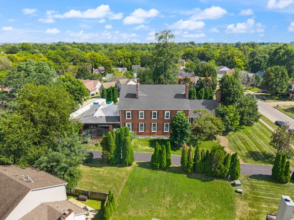 2205 Kenwood Dr, Lexington, KY 40509