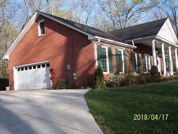 2nd image of 6 Hillcrest Dr