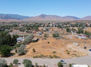 17675 Roper Ln, Reno, NV 89508