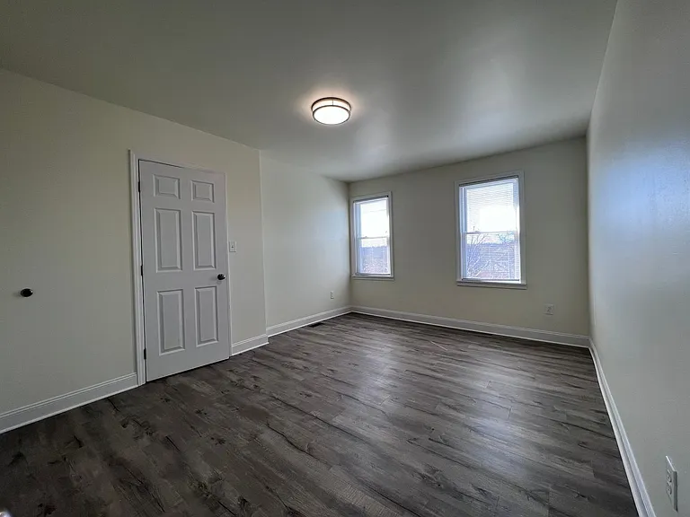 2918 Devlin St — Photo 29