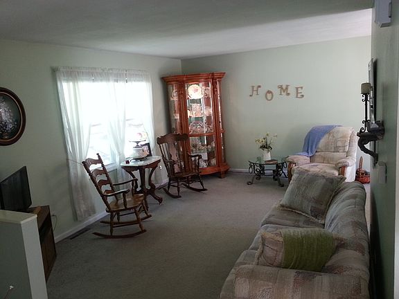 2nd image of 37184 N Summerfield Dr