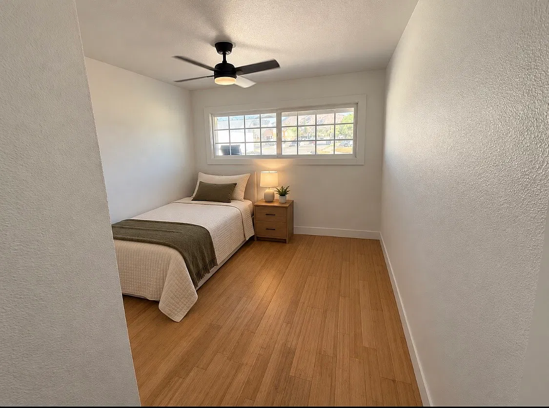 5 bed, 3045 sqft, $2,000 — Photo 3