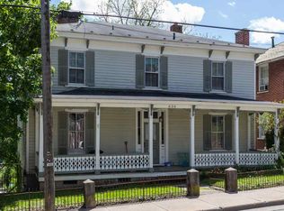830 W Beverley St, Staunton, VA 24401