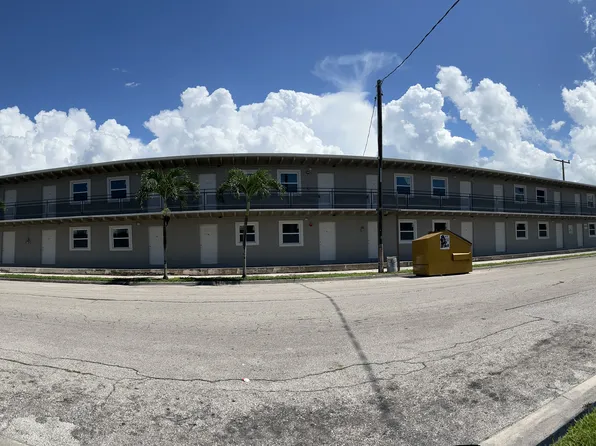354 Rardin Ave APT 1, Pahokee, FL 33476